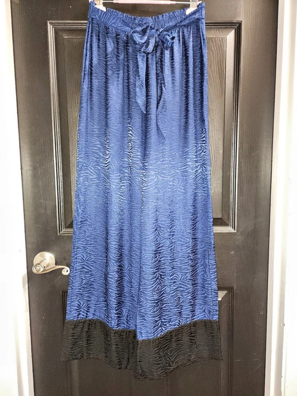 Victoria's Secret Beautiful Soft Satin Zebra Wide Leg Pajama Pants Size Small